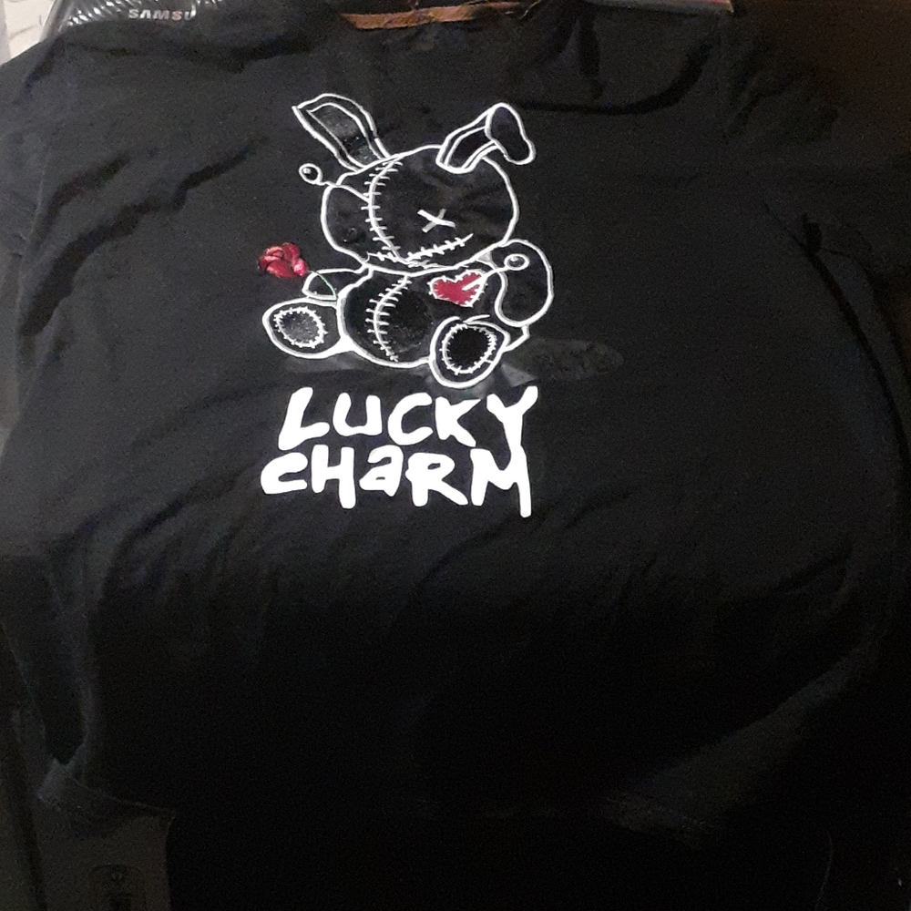 Lucky charm bkys XL T-Shirt
